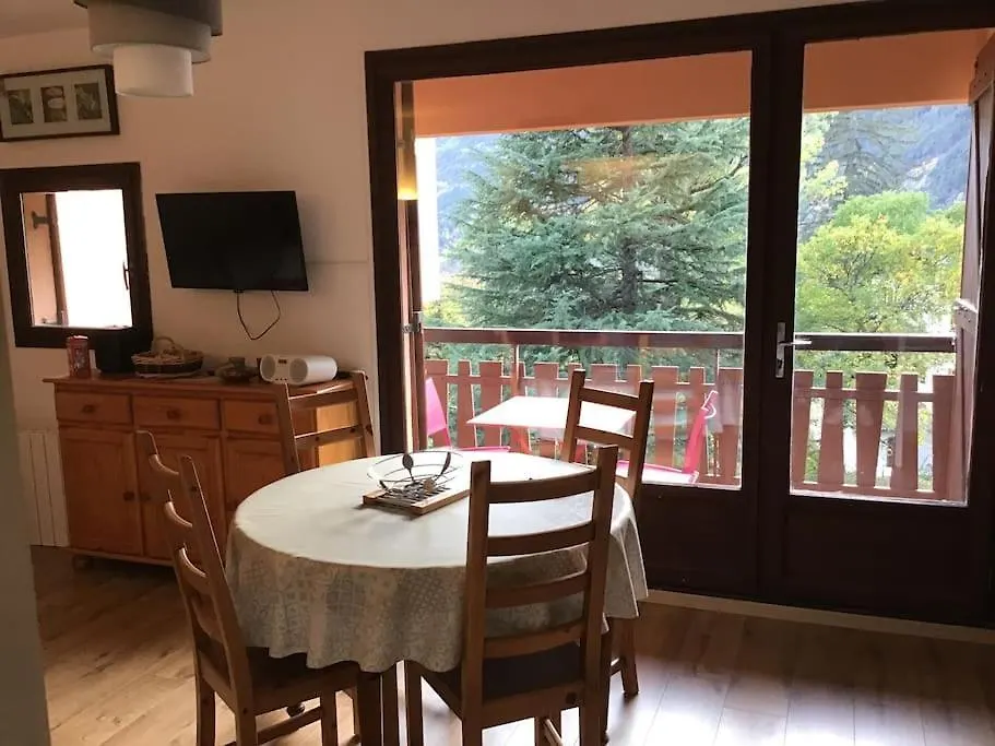 Charmant Studio Avec Terrasse Et Garage Ferme Saint-Martin-Vésubie